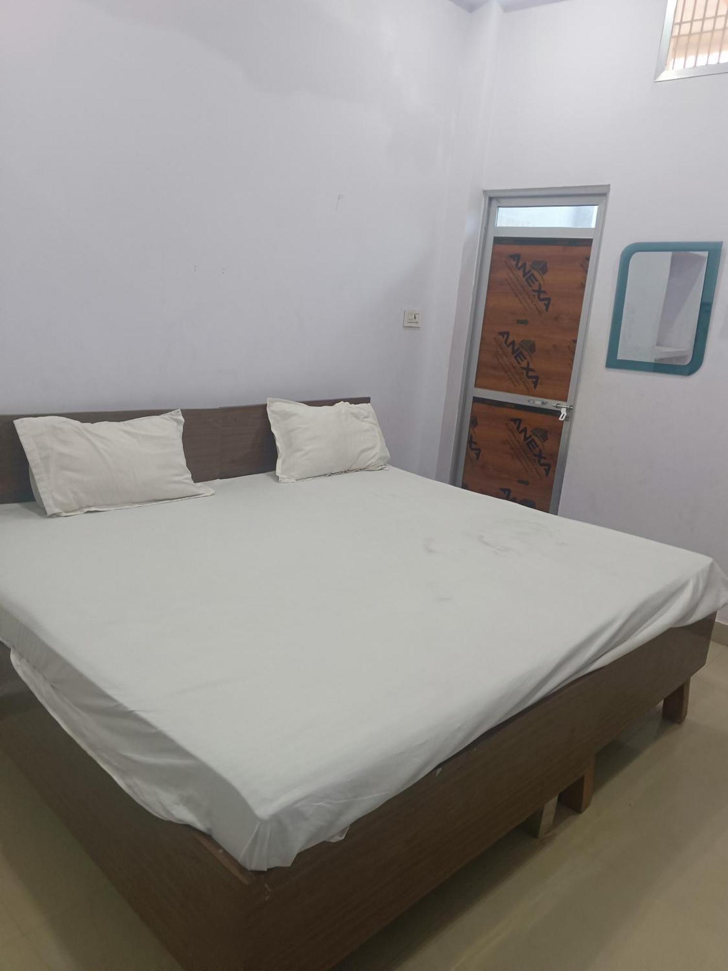 La Ayodhya Residency Hotel Exterior photo