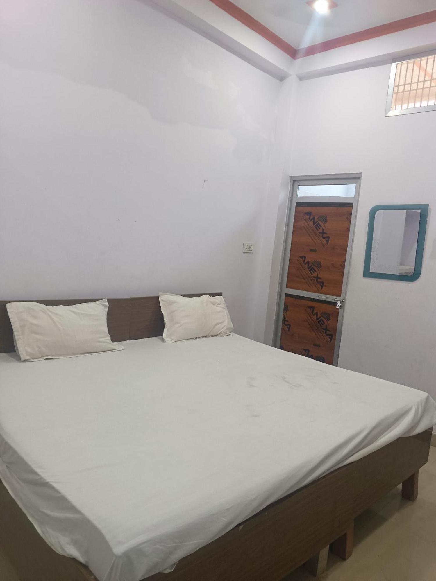 La Ayodhya Residency Hotel Exterior photo
