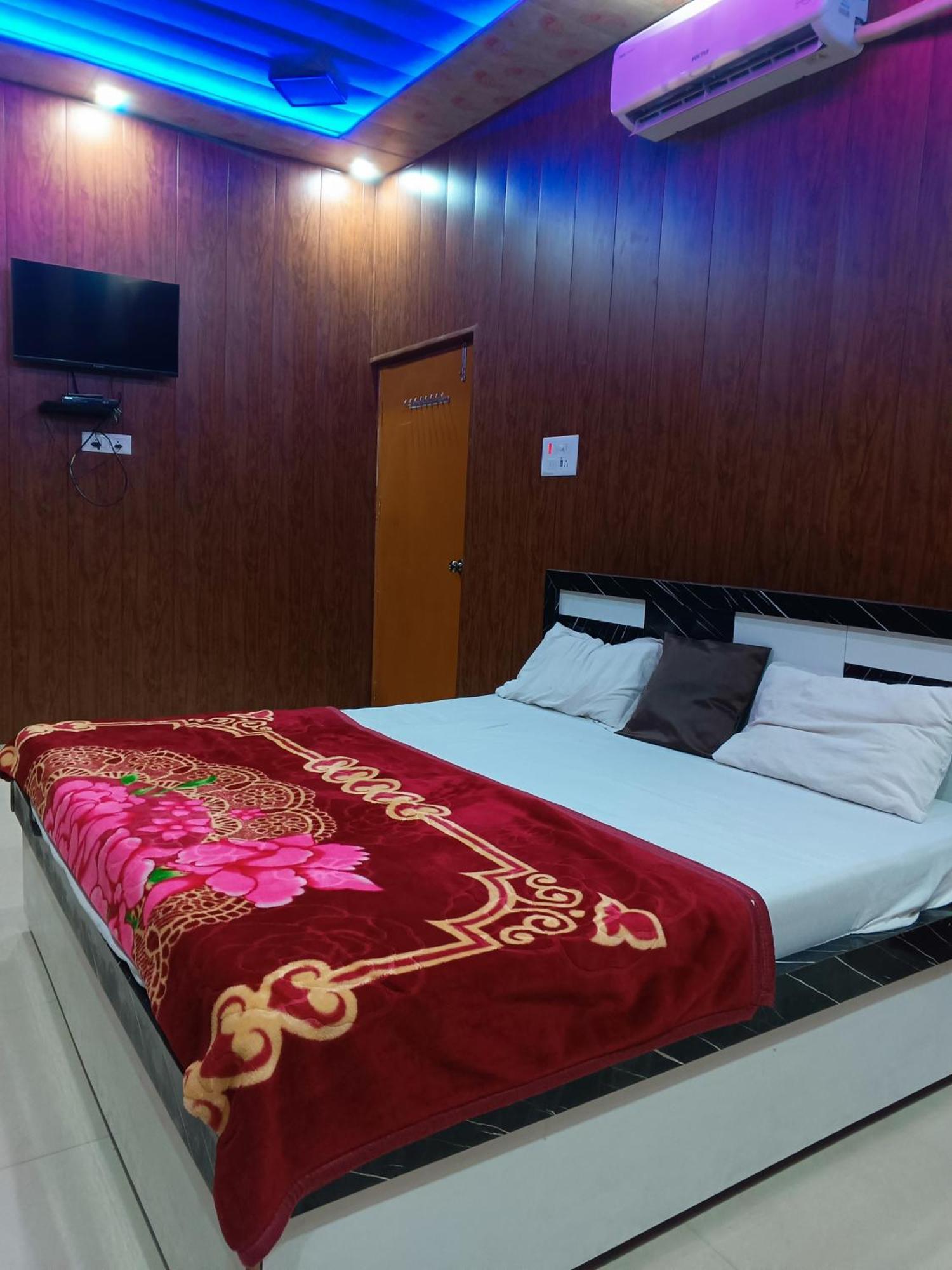 La Ayodhya Residency Hotel Exterior photo